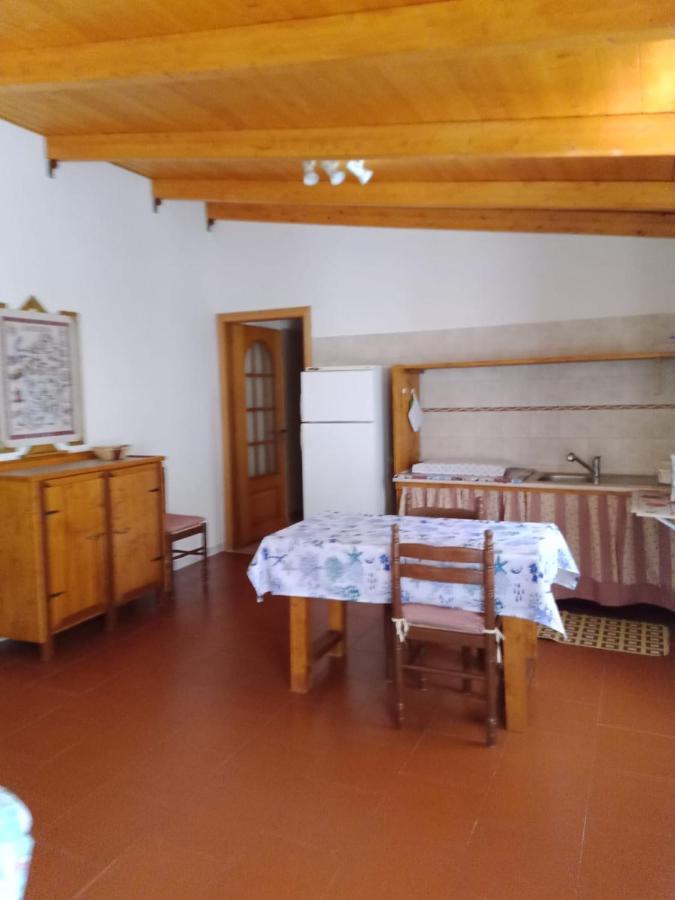 Casa Vacanza Ligustro Appartamento Il Toro SantʼAntìoco Buitenkant foto